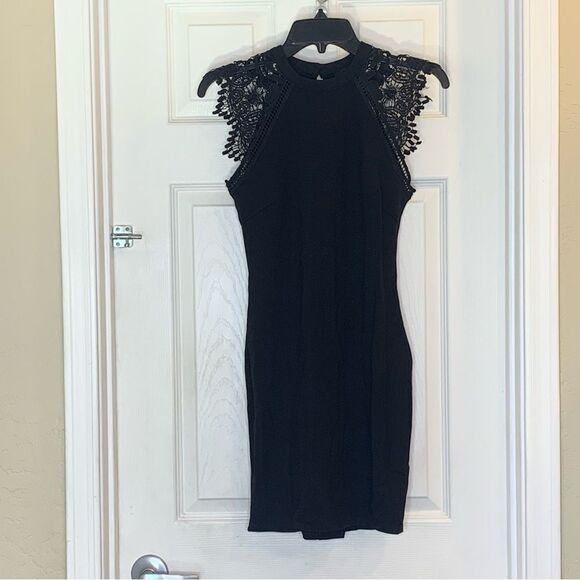 Iris Black Lace Detail Dress Size Small - Picture 10 of 11